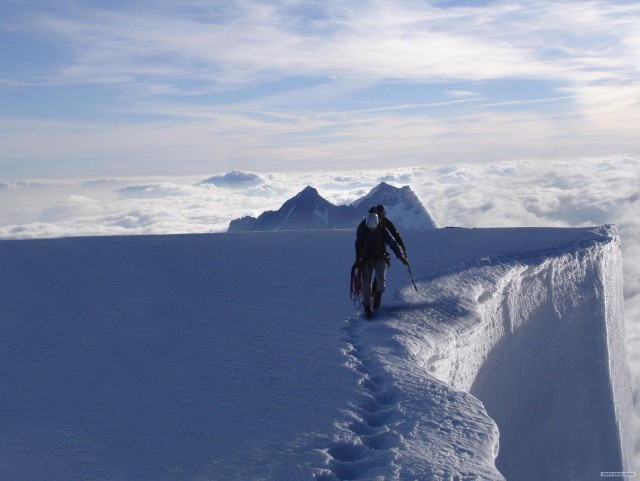 Дорога в облаках.