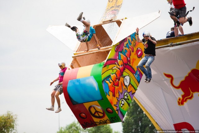 "Кузькина мать" и Red Bull Flugtag 2010