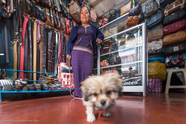 Хочешь увидеть колорит страны - иди на рынок. Рынок в Перу