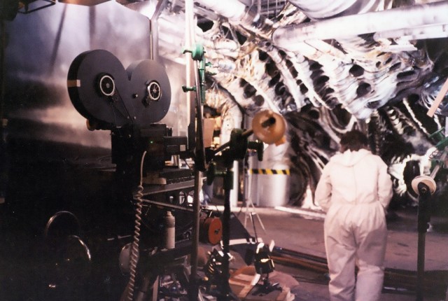 Воскресный кинозал. 1986. «Чужие». Часть 1