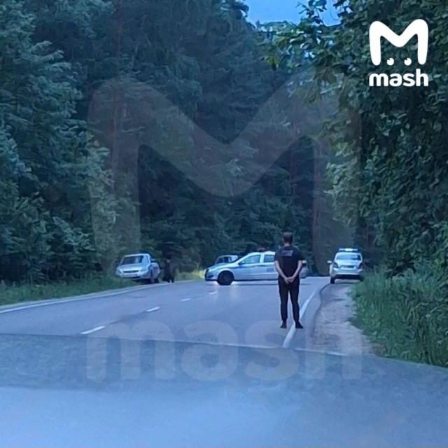 Вооружённый мужчина устроил перестрелку с правоохранителями в районе мужского монастыря Оптина пустынь под Калугой