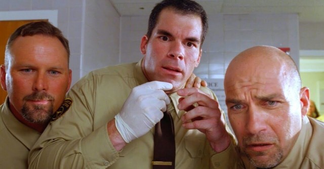 Хирург устроил фотосессию ануса россиянки под наркозом