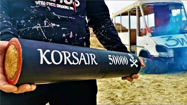 Петарда взорвалась в руках у москвича