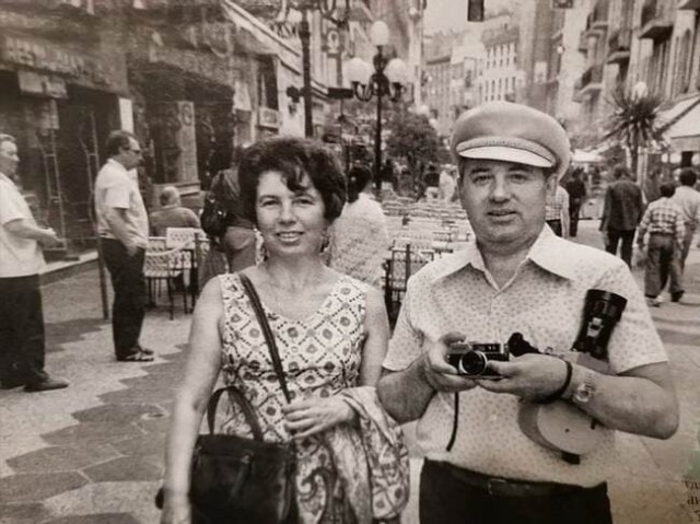 Где они такой фотоаппарат нашли