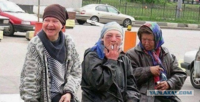 В Петербурге девочки-подростки подрались со взрослыми из-за замечания вести себя потише