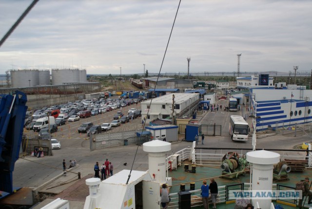 Пустые пляжи Крыма