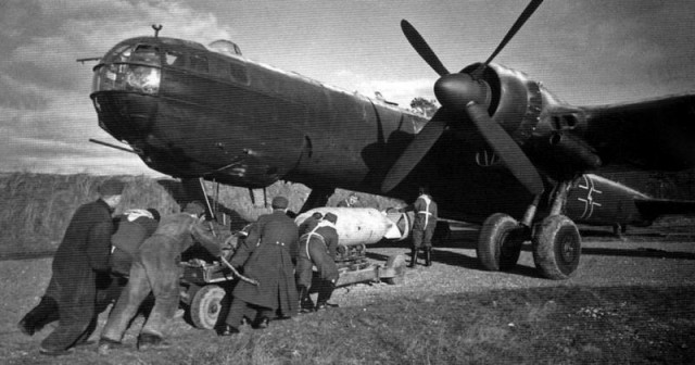 He-177 Greif. "Летающая крепость" Гитлера.