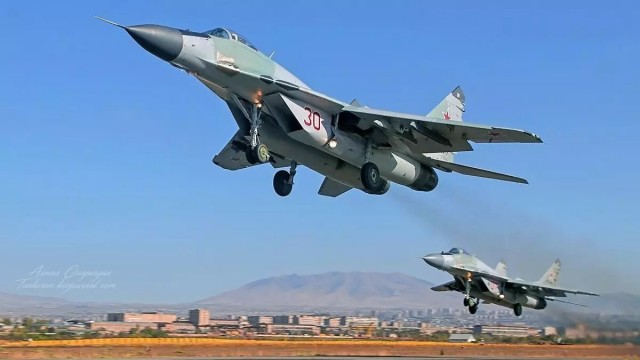 Сербия отказалась от покупки российских МиГ-29 ради французских истребителей