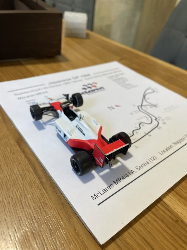 Мой вариант размещения коллекции болидов Формулы 1