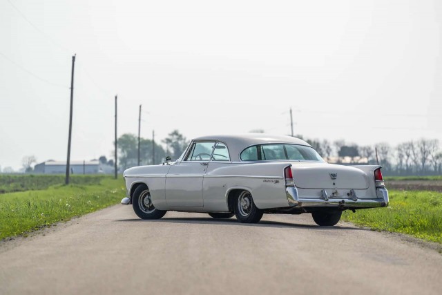 "Литерные трёхсотые". К юбилею Chrysler 300 красивых автофото пост