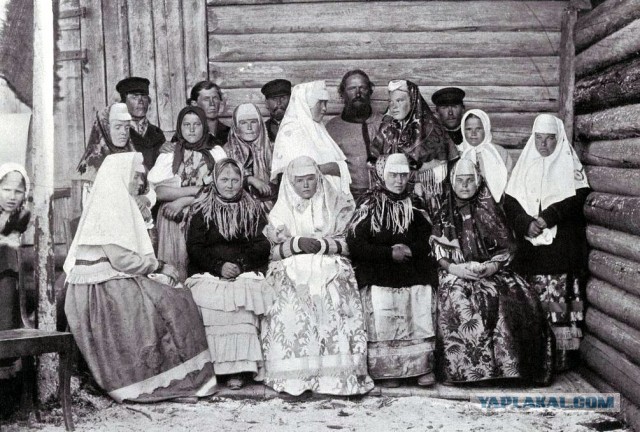 В России предложили запретить носить никабы и хиджабы в школах