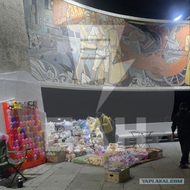 Мемориал советским воинам в столице Монголии превратили в аттракцион. Фото