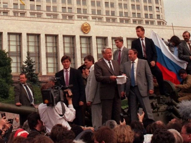 Ким Чен Ын на танке