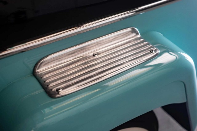 Willys Jeepster. Забавного автомобиля пост