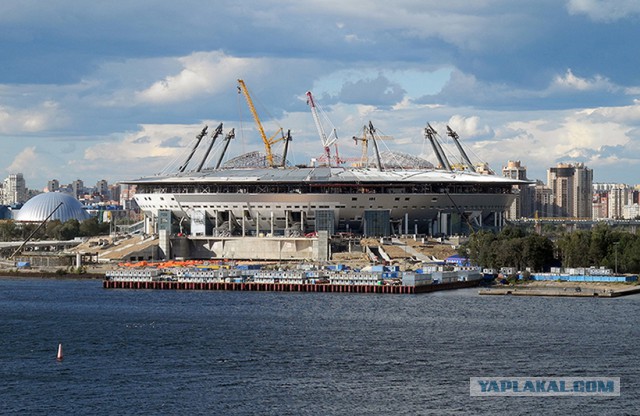 Зенит-Арена прямо сейчас в 24 фото.