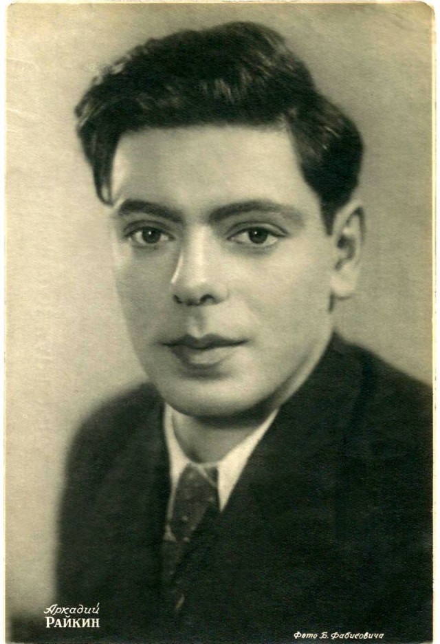 Фото актеров и музыкантов, из которых харизма плещет через край