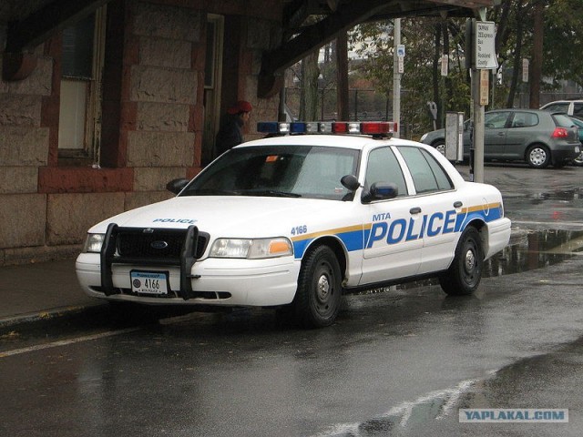 Автомобили нью-йоркской полиции
