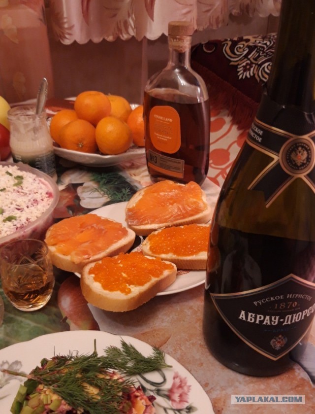 Хвастаемся столами?