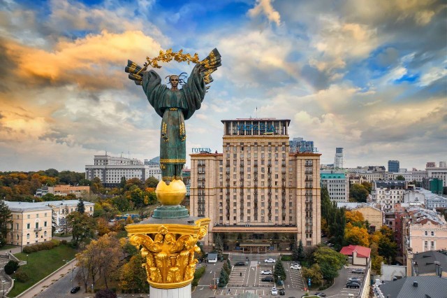 В Киеве запретили включать русские песни в публичных местах