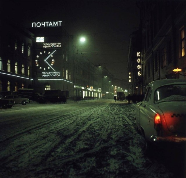 Москва и москвичи. Двадцатый век. 04.02.25