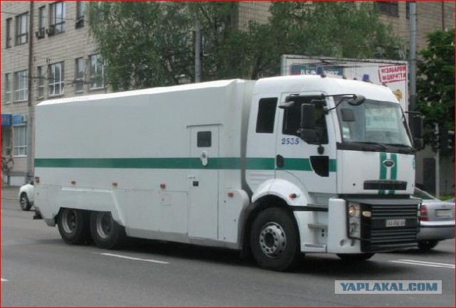 А на каких машинах ездят сами ЯПовцы?