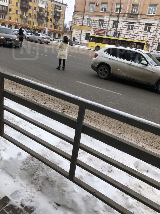 Неадекват, наглость и, видимо, уверенность в безнаказанности