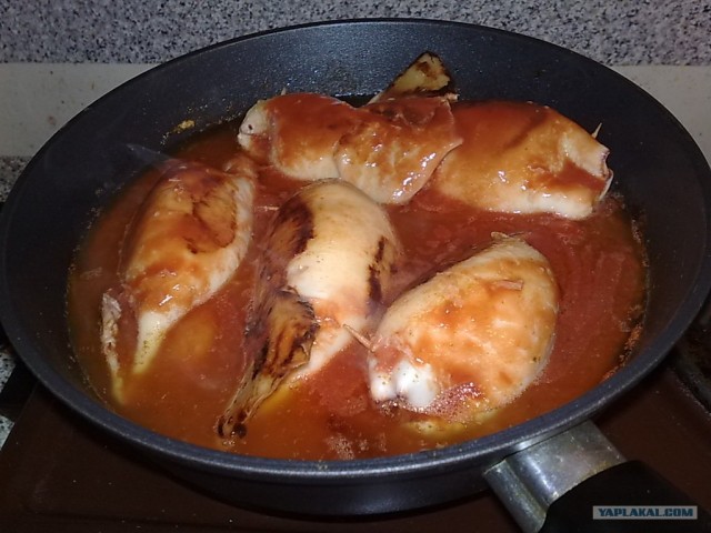 Фаршированный кальмар по Дженибековски.