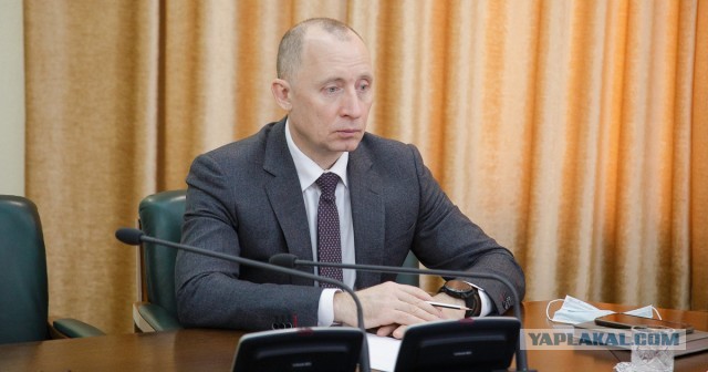 Могут ли быть внешне очень похожие люди？