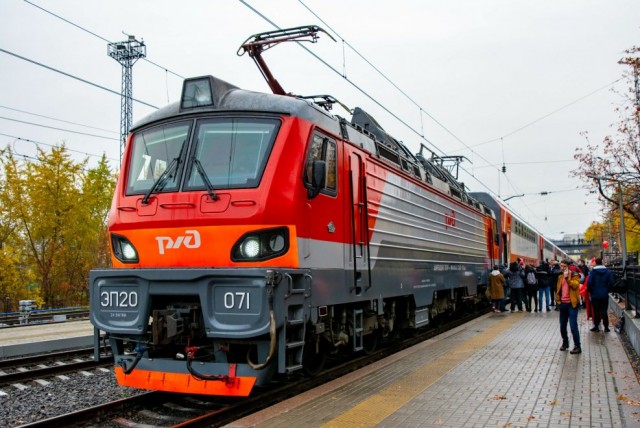 Красивейшие фото поездов с просторов, часть 2