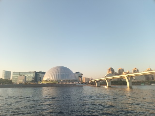 В этом городе живёт небо…