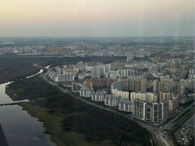 Мой бедный друг, из глубины твоей души Стучит копытом сердце Петербурга