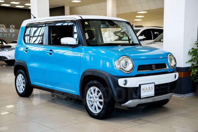 Toyota Motor 21 октября провела мировую премьеру новой модели — внедорожника Land Cruiser FJ по прозвищу «бэби-Круизер»