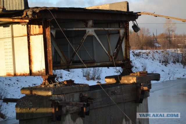 Обрушился мост в Архангельской области