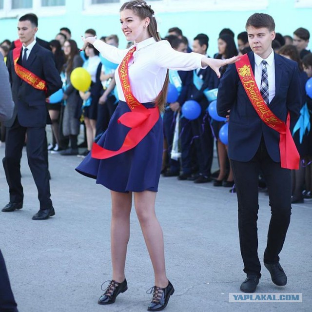 Выпускницы
