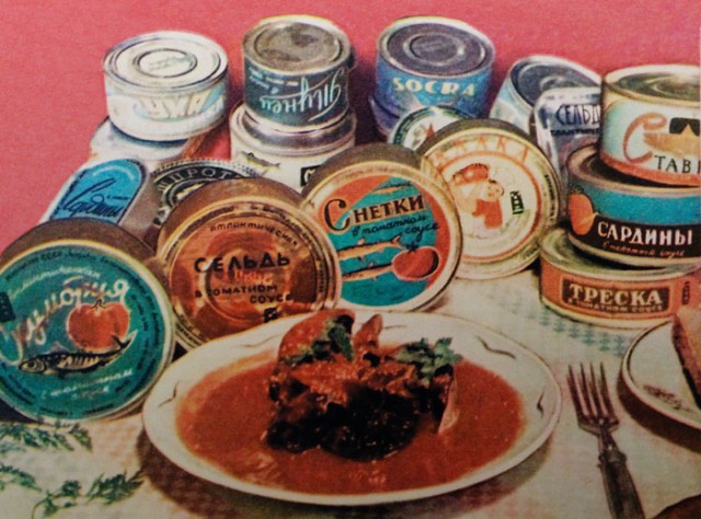 Плакаты времён СССР о еде