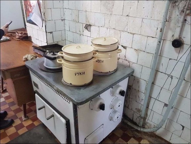 Шагаем в новую неделю с чёрной улыбкой