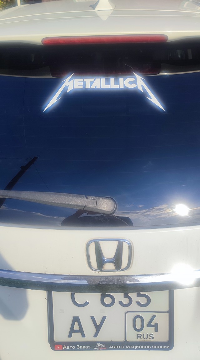 Metallica внезапно запилила новый альбом "72 Seasons". А также выпустила клип на новую песню Lux Æterna