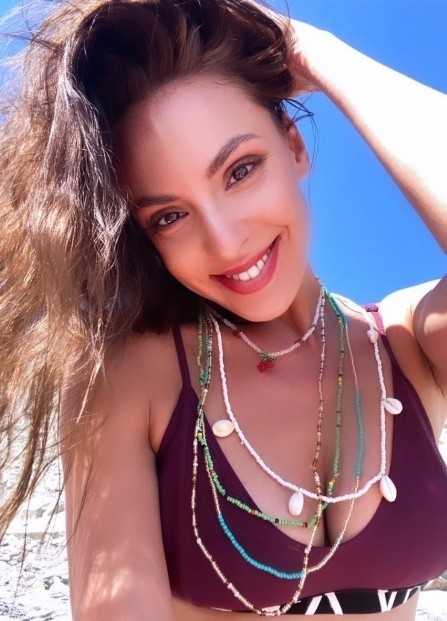 Артистка ансамбля МВД "Песни и танцы — Горница" скончалась в Москве. Целую неделю девушка скрывала, что её избили и изнасиловали.