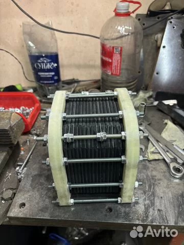 Неведомая хрень для автомобиля с Авито.