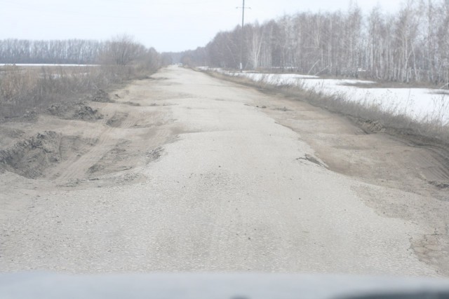 На конкурс "Убитые дороги" больше всего фото прислали из Саратовской области