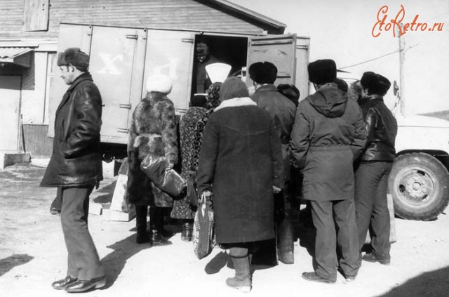 Витрины советских магазинов