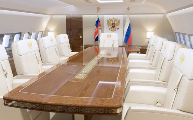 Самолет для президента: На чем летает Владимир Путин и первые лица других государств