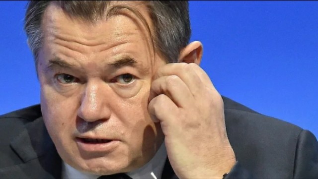 Перед «отравлением» Навального ЦБ рекордно вывозит золото