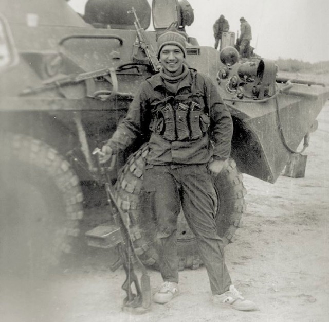 Советский солдат афганской войны