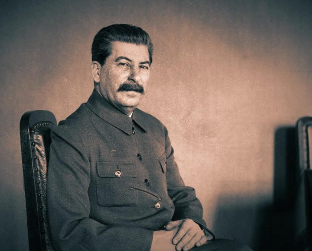 Симпатии к Сталину растут на фоне усиления неравенства и эксплуатации труда