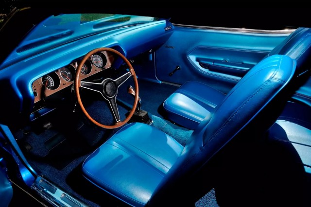 60 лет Plymouth Barracuda