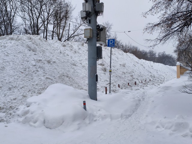 Высота сугробов в Москве достигла 60 см