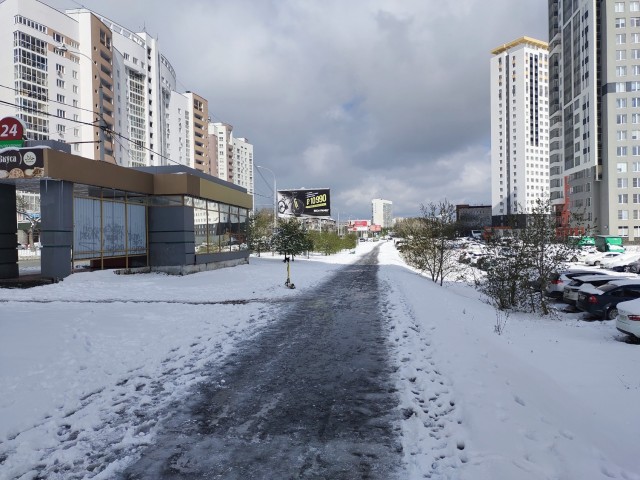 Опять метель, какого ... ведь уже апрель