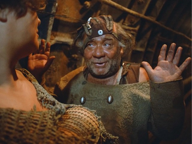 «А ваши пышные телеса поистине веют здоровьем и красотой» (с)