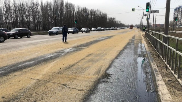 Аннушка масло уже пролила.
